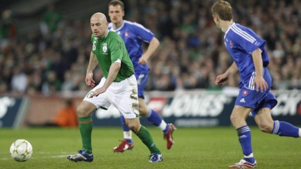 Carsley playing for the Republic of Ireland against Slovakia in 2007. Pic: Reuters